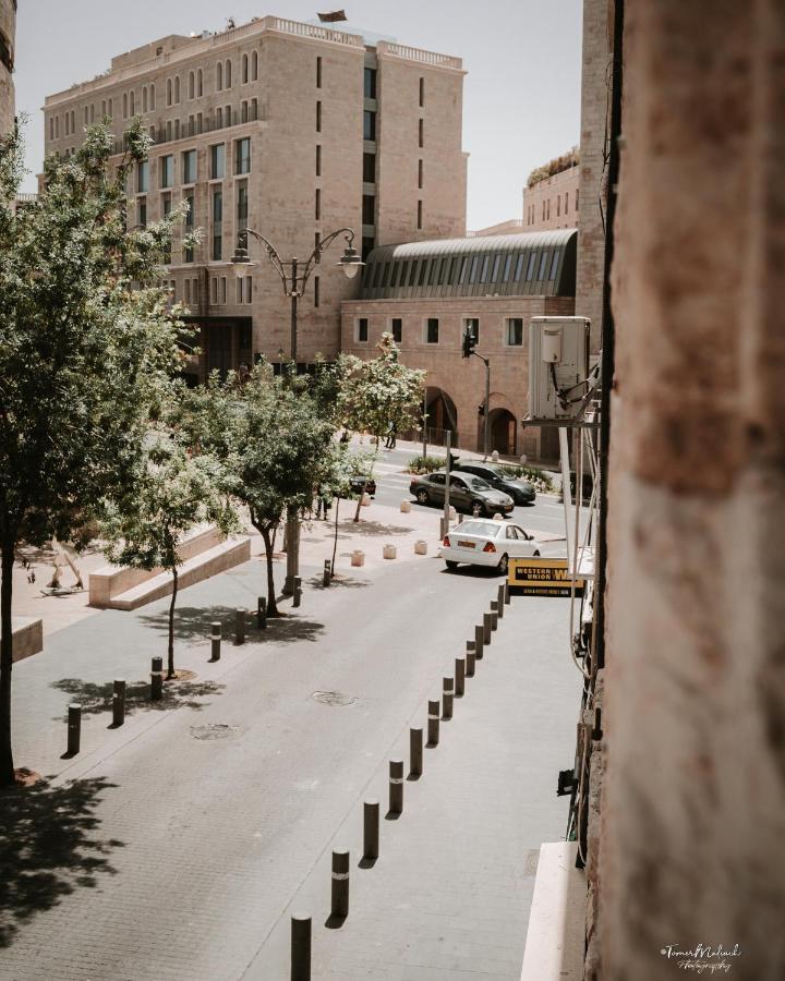 Mamilla View- Suites & Apt Hotel Yerusalem Bagian luar foto