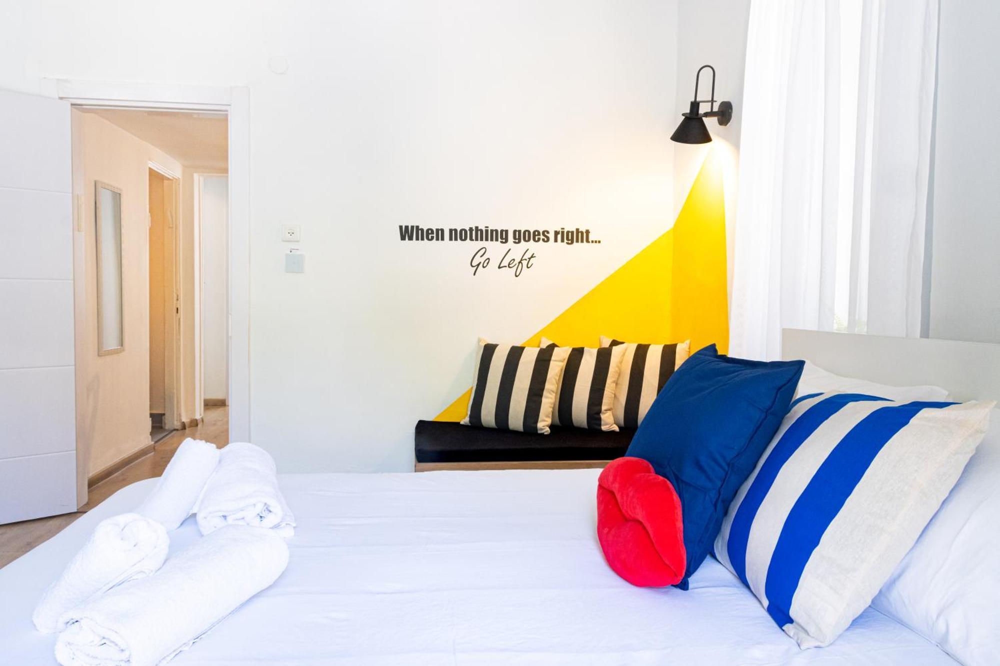 Mamilla View- Suites & Apt Hotel Yerusalem Bagian luar foto
