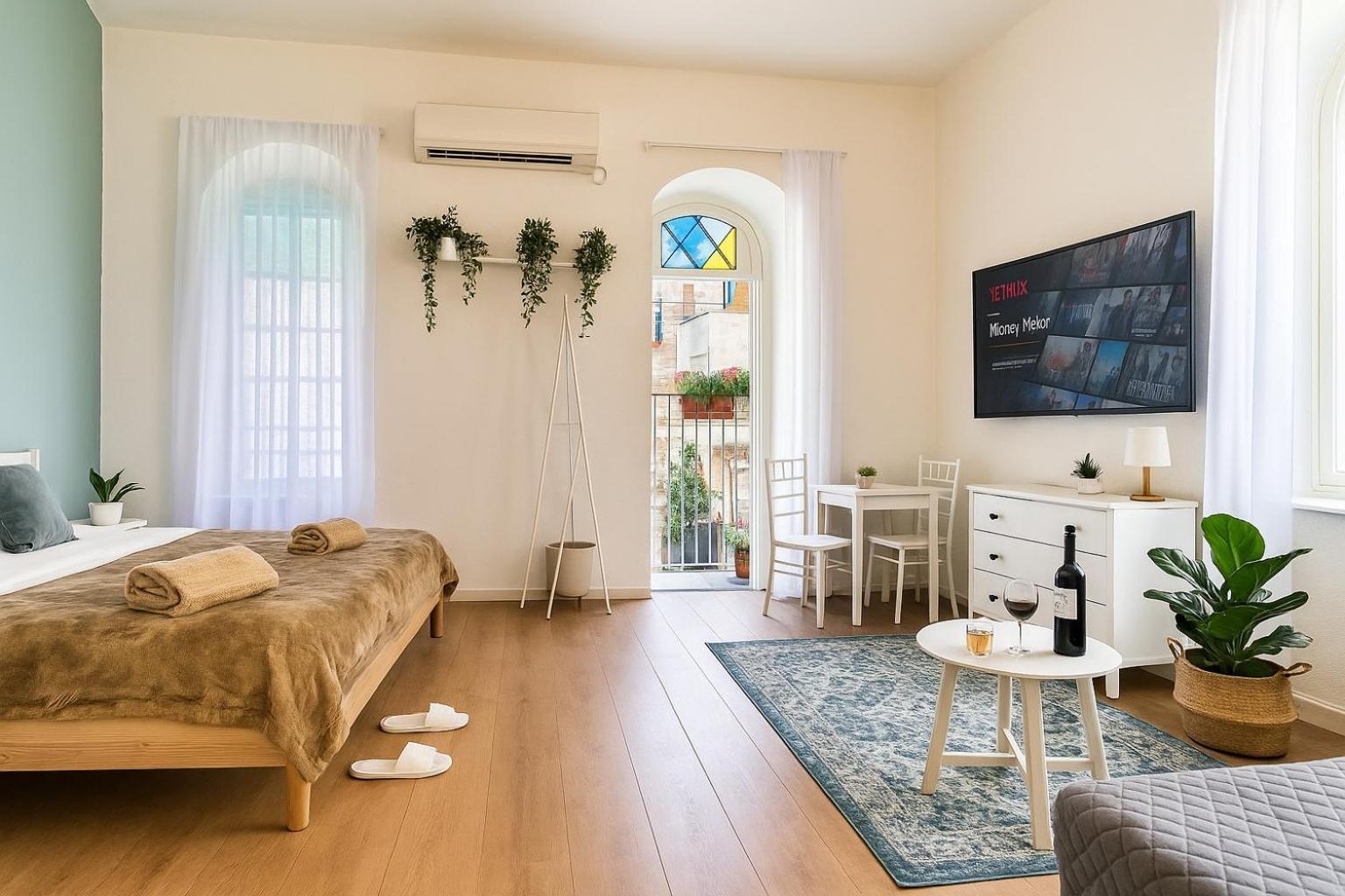 Mamilla View- Suites & Apt Hotel Yerusalem Bagian luar foto